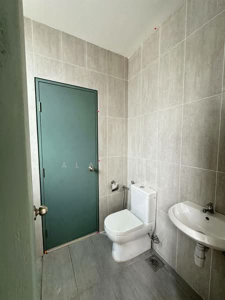 2-storey Terraced House for Sale in Johor Bahru (Johor) - Alan Tia - Bathroom - PropertyGuru.com.my