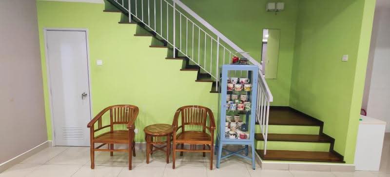 2-storey Terraced House for Sale in Kota Kemuning (Shah Alam) - ET Cheah - Staircase - PropertyGuru.com.my