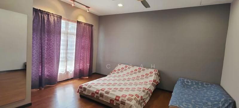 2-storey Terraced House for Sale in Kota Kemuning (Shah Alam) - ET Cheah - Master Bedroom - PropertyGuru.com.my