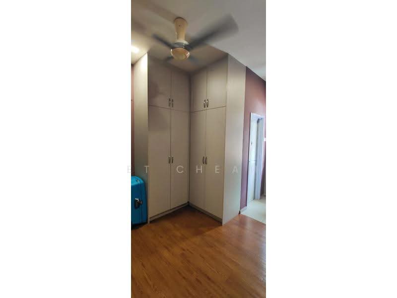 2-storey Terraced House for Sale in Kota Kemuning (Shah Alam) - ET Cheah - Wardrobe - PropertyGuru.com.my