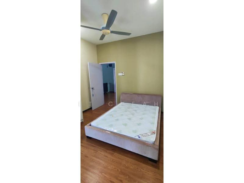 2-storey Terraced House for Sale in Kota Kemuning (Shah Alam) - ET Cheah - Bedroom 2 - PropertyGuru.com.my