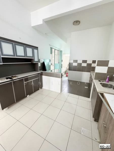 2-storey Terraced House for Sale in Setia Indah 9 (Setia Alam) - Daniel Kok - Kitchen - PropertyGuru.com.my