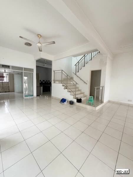 2-storey Terraced House for Sale in Setia Indah 9 (Setia Alam) - Daniel Kok - Living Room - PropertyGuru.com.my
