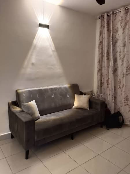 Kondominium untuk Disewa di Aspire Residence - Zilla Ahmad - Living Room - PropertyGuru.com.my