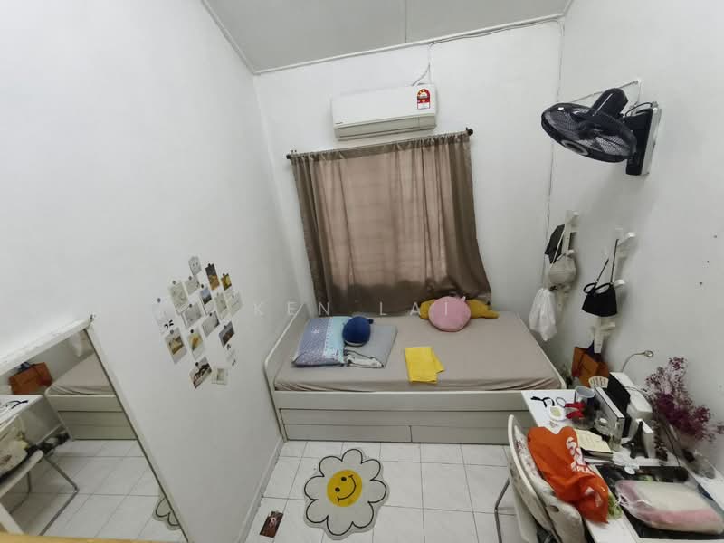 Rumah Teres 2 Tingkat untuk Dijual di Bandar Menjalara (Kuala Lumpur) - Ken Lai - Bedroom - PropertyGuru.com.my