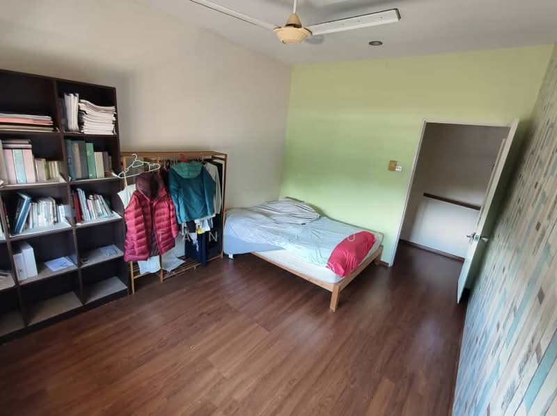 2-storey Terraced House for Sale in Stutong (Kuching) - Tan Li Hua - Bedroom - PropertyGuru.com.my