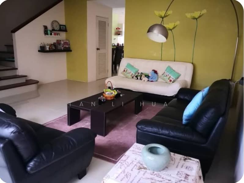 2-storey Terraced House for Sale in Stutong (Kuching) - Tan Li Hua - Living Room - PropertyGuru.com.my