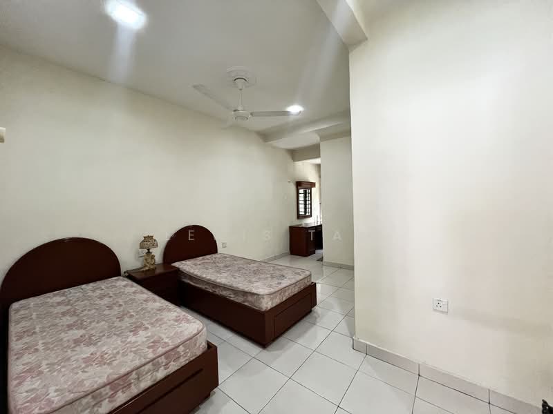 Rumah Teres 2 Tingkat untuk Dijual di Bandar Tun Hussein Onn (Cheras) - Lewis Tam - Bedroom - PropertyGuru.com.my