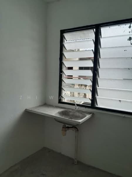 Rumah Flat untuk Dijual di Pangsapuri Seri Cempaka - Zhi Wang Lim - Interior - PropertyGuru.com.my