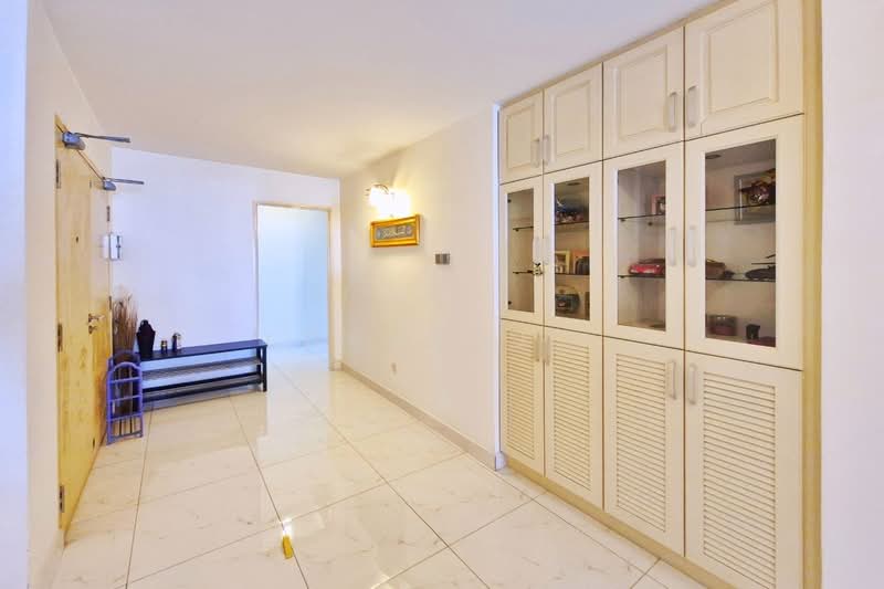 Servis Apartment untuk Dijual di Metropolitan Square - Loharaj . - Entrance - PropertyGuru.com.my