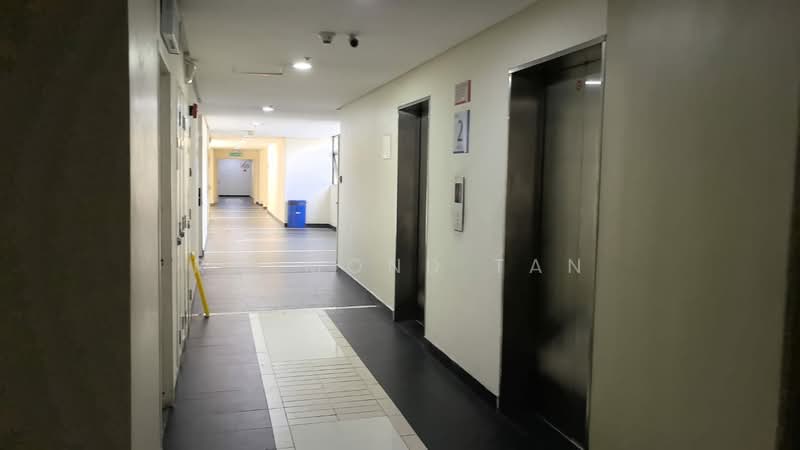 Office for Sale in Bandar Damansara Perdana (Damansara Perdana) - Raymond Tan - Corridor - PropertyGuru.com.my