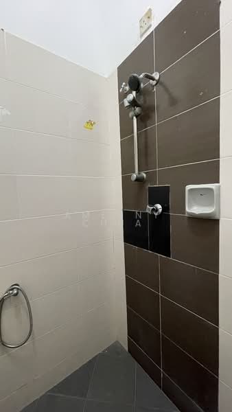 2-storey Terraced House for Rent in Kampung Batu Belah (Klang) - Amenny Chua - Bathroom - PropertyGuru.com.my