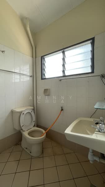 2-storey Terraced House for Rent in Kampung Batu Belah (Klang) - Amenny Chua - Bathroom - PropertyGuru.com.my