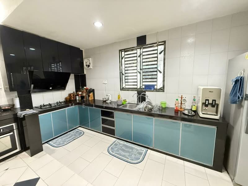 Rumah Teres 1 Tingkat untuk Dijual di Taman Rinting (Masai) - Melinda Ee - Kitchen - PropertyGuru.com.my