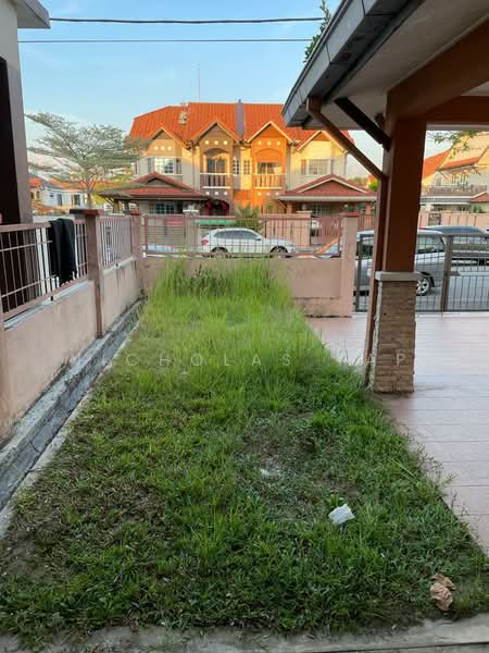 Untuk Disewa - 2 storey Corner semi D house @ Sri Petaling