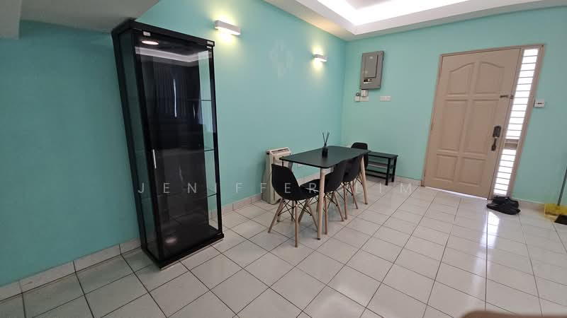 2-storey Terraced House for Rent in SS 21, Damansara Utama (Petaling Jaya) - Jeniffer Lim - Dining Room - PropertyGuru.com.my