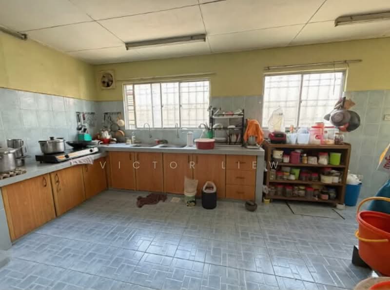 2-storey Terraced House for Sale in Kota Damansara (Selangor) - Victor Liew - Kitchen - PropertyGuru.com.my