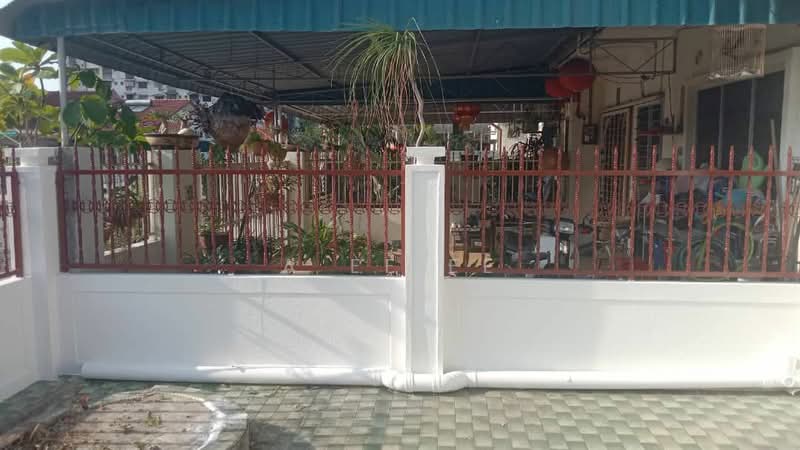 Rumah Teres 1 Tingkat untuk Dijual di Batu Lancang (Jelutong) - A Ee Ee - Exterior - PropertyGuru.com.my