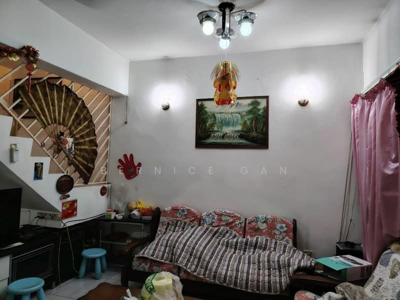 2-storey Terraced House for Sale in Taman Desa Cemerlang (Ulu Tiram) - Bernice Gan - Living Room - PropertyGuru.com.my