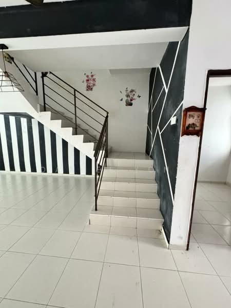 2.5-storey Terraced House for Sale in Taman Scientex Pasir Gudang (Pasir Gudang) - Daniel Yong - Entrance - PropertyGuru.com.my