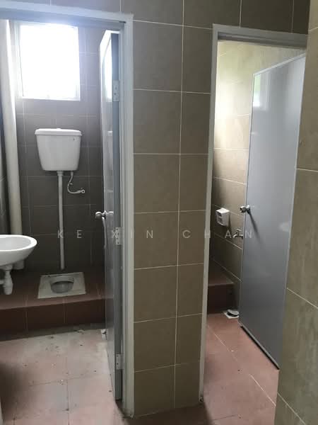 Cluster Factory for Rent in Pasir Gudang (Johor) - Ke Xin Chan - Bathroom - PropertyGuru.com.my