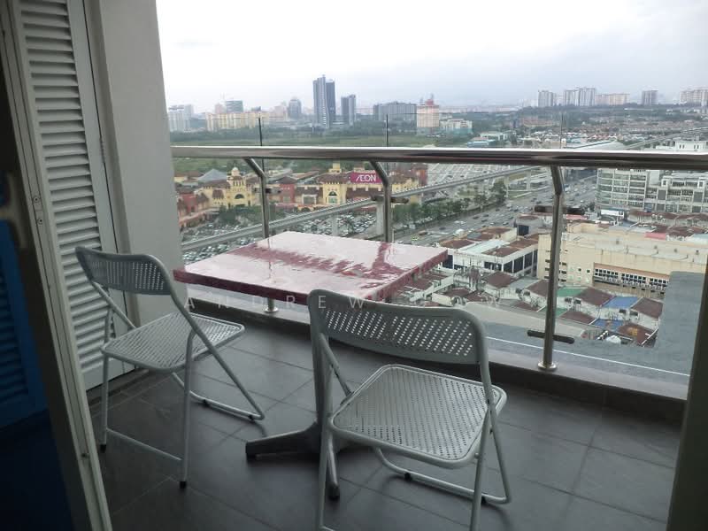 Servis Apartment untuk Dijual di Skypod Residence - Andrew Gow - Balcony - PropertyGuru.com.my