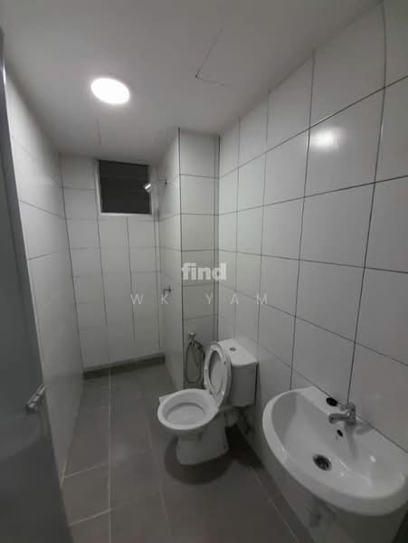 Service Residence for Sale at The Stone - WK Yam - Bathroom - PropertyGuru.com.my
