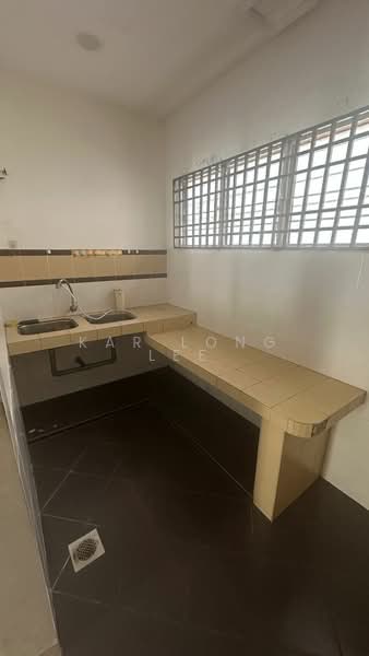 2-storey Terraced House for Sale in Station 18 (Ipoh) - Kar Long Lee - Kitchen - PropertyGuru.com.my