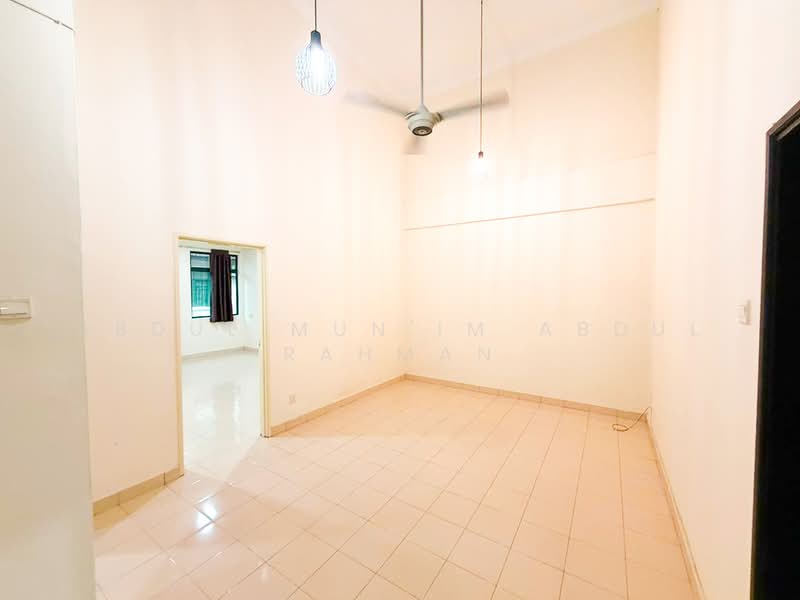 2-storey Terraced House for Rent in Kota Warisan (Sepang) - Abdul Mun'im Abdul Rahman - Interior - PropertyGuru.com.my