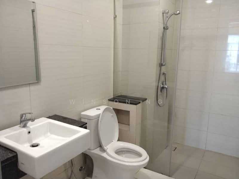 Servis Apartment untuk Disewa di Reflection Residences - Winson Ng - Bathroom - PropertyGuru.com.my