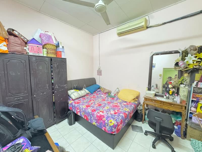 Cluster House for Sale in Alam Suria (Puncak Alam) - Tasya Ruslan - Bedroom - PropertyGuru.com.my