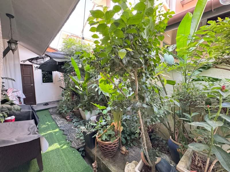 Cluster House for Sale in Alam Suria (Puncak Alam) - Tasya Ruslan - Garden - PropertyGuru.com.my