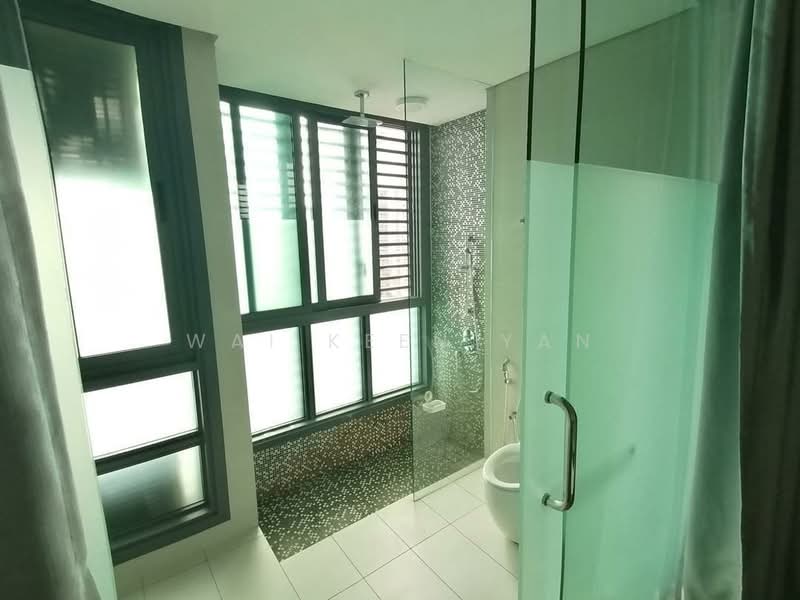 Servis Apartment untuk Dijual di Vogue Suites One - Wai Keen Yan - Bathroom - PropertyGuru.com.my
