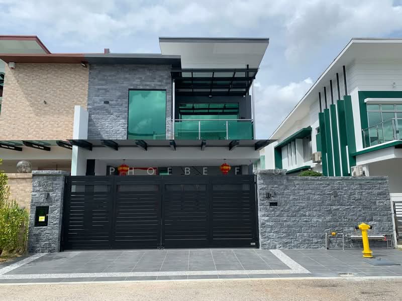 Cluster House for Sale in Nusa Duta (Iskandar Puteri (Nusajaya)) - Phoebe Foo - Exterior - PropertyGuru.com.my