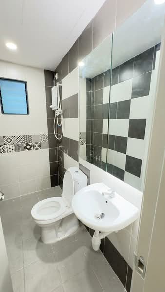 Service Residence for Rent at Residensi Emas - Vincent Yeoh - Bathroom - PropertyGuru.com.my