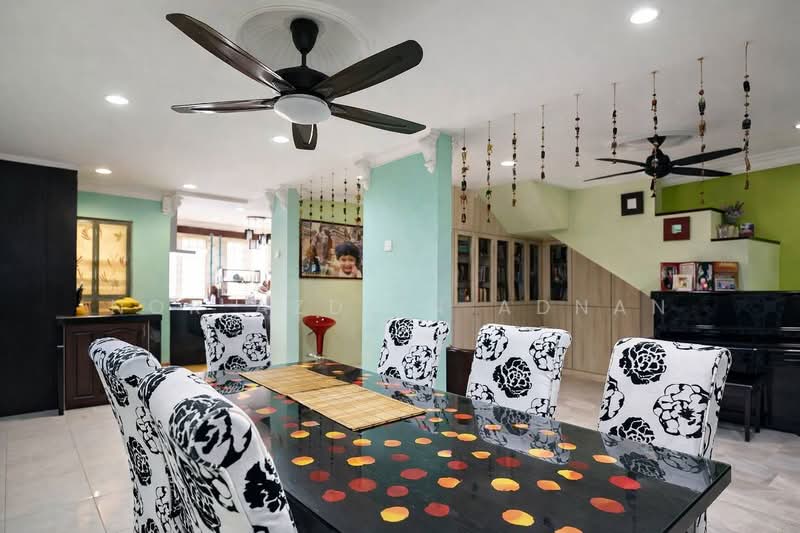 2-storey Terraced House for Sale in Usj 19 (Subang Jaya) - Nor Azdlin Adnan - Dining Room - PropertyGuru.com.my