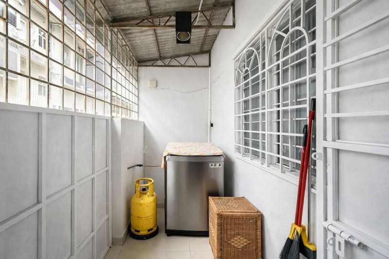 2-storey Terraced House for Sale in Usj 19 (Subang Jaya) - Nor Azdlin Adnan - Balcony - PropertyGuru.com.my