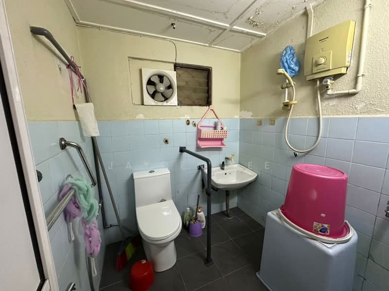 1.5-storey Terraced House for Sale in Parit Buntar (Perak) - Jayden Kee - PropertyGuru.com.my