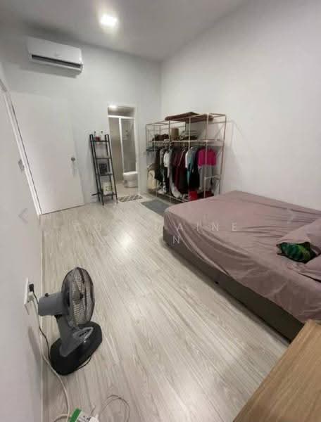 Service Residence for Sale at Serviced Residence @ Fera Residence @ The Quartz WM - Charmaine Tan - Bedroom - PropertyGuru.com.my