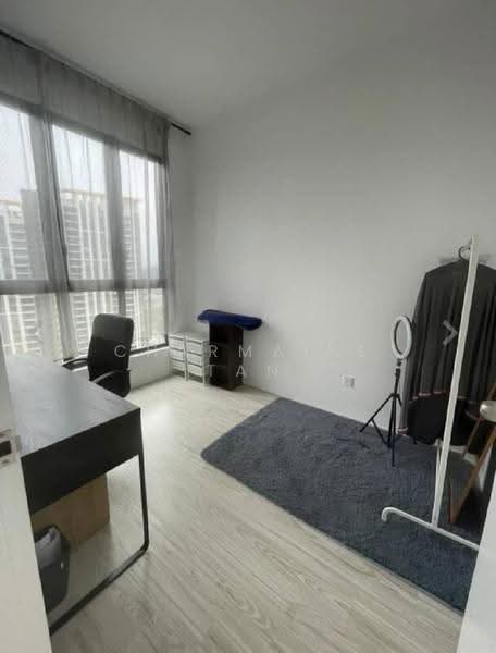 Service Residence for Sale at Serviced Residence @ Fera Residence @ The Quartz WM - Charmaine Tan - Study - PropertyGuru.com.my