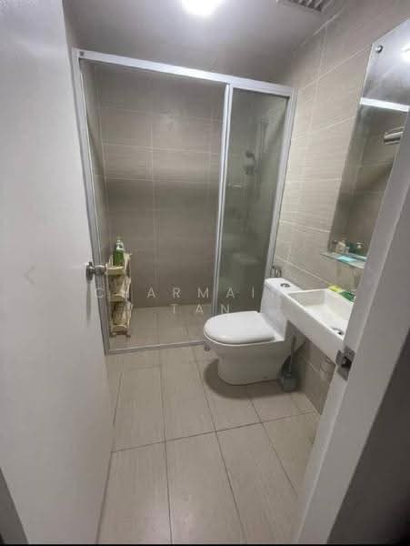 Service Residence for Sale at Serviced Residence @ Fera Residence @ The Quartz WM - Charmaine Tan - Bathroom - PropertyGuru.com.my