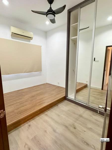Semi-Detached House for Sale in Aman Perdana (Kapar) - Daniel Kok - Bedroom - PropertyGuru.com.my