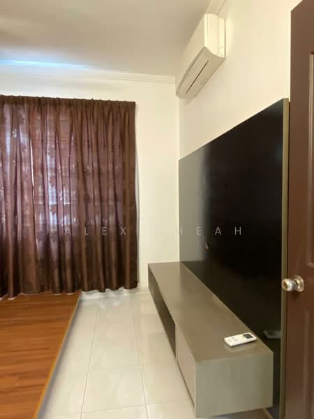 Rumah Bandar untuk Dijual di Kampung Sungai Nibong (Bayan Lepas) - Alex Cheah - Living Room - PropertyGuru.com.my