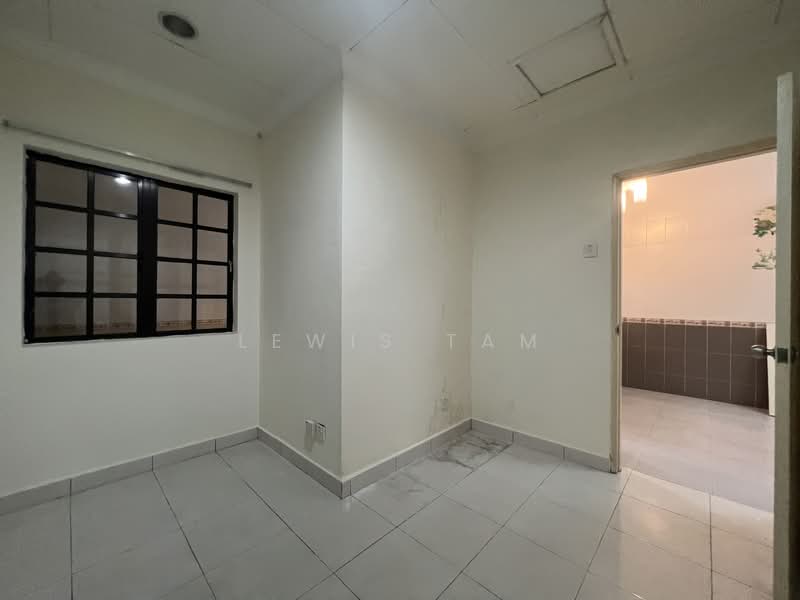 Rumah Teres 2 Tingkat untuk Dijual di Bandar Tun Hussein Onn (Cheras) - Lewis Tam - Interior - PropertyGuru.com.my