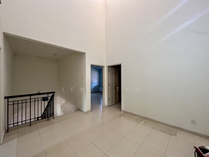 Rumah Teres 2 Tingkat untuk Dijual di Bandar Tun Hussein Onn (Cheras) - Lewis Tam - Interior - PropertyGuru.com.my