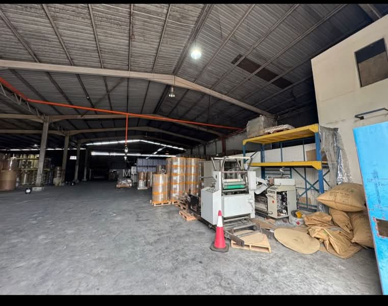 Factory for Rent in Kawasan Perindustrian Mount Austin (Tebrau) - Myra loh - Interior - PropertyGuru.com.my