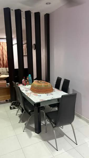 Semi-Detached House for Sale in Bandar Seri Alam (Masai) - Bernice Gan - Dining Room - PropertyGuru.com.my