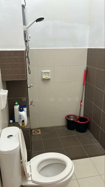 Rumah Teres 1.5 Tingkat untuk Dijual di Setia Eco Gardens (Gelang Patah) - Wil Mong - Bathroom - PropertyGuru.com.my