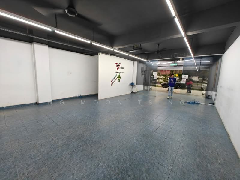 Shop for Rent in Taman Kencana (Ampang) - Ng Moon Tsing - Interior - PropertyGuru.com.my
