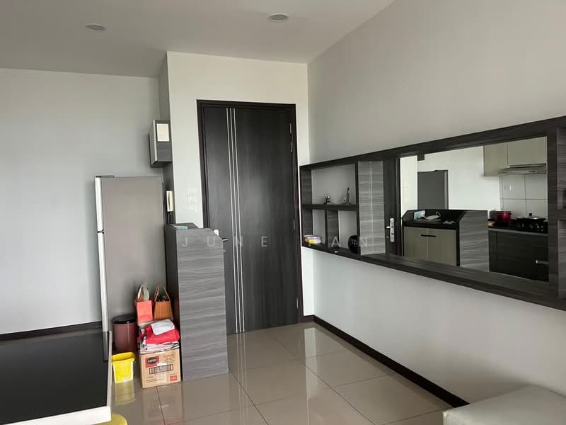 Servis Apartment untuk Dijual di Molek Regency - June Tan - PropertyGuru.com.my